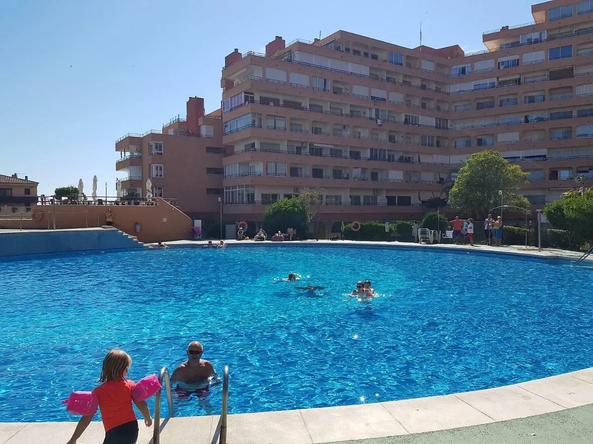 Estudio Grisland Pool Roses Espagne
